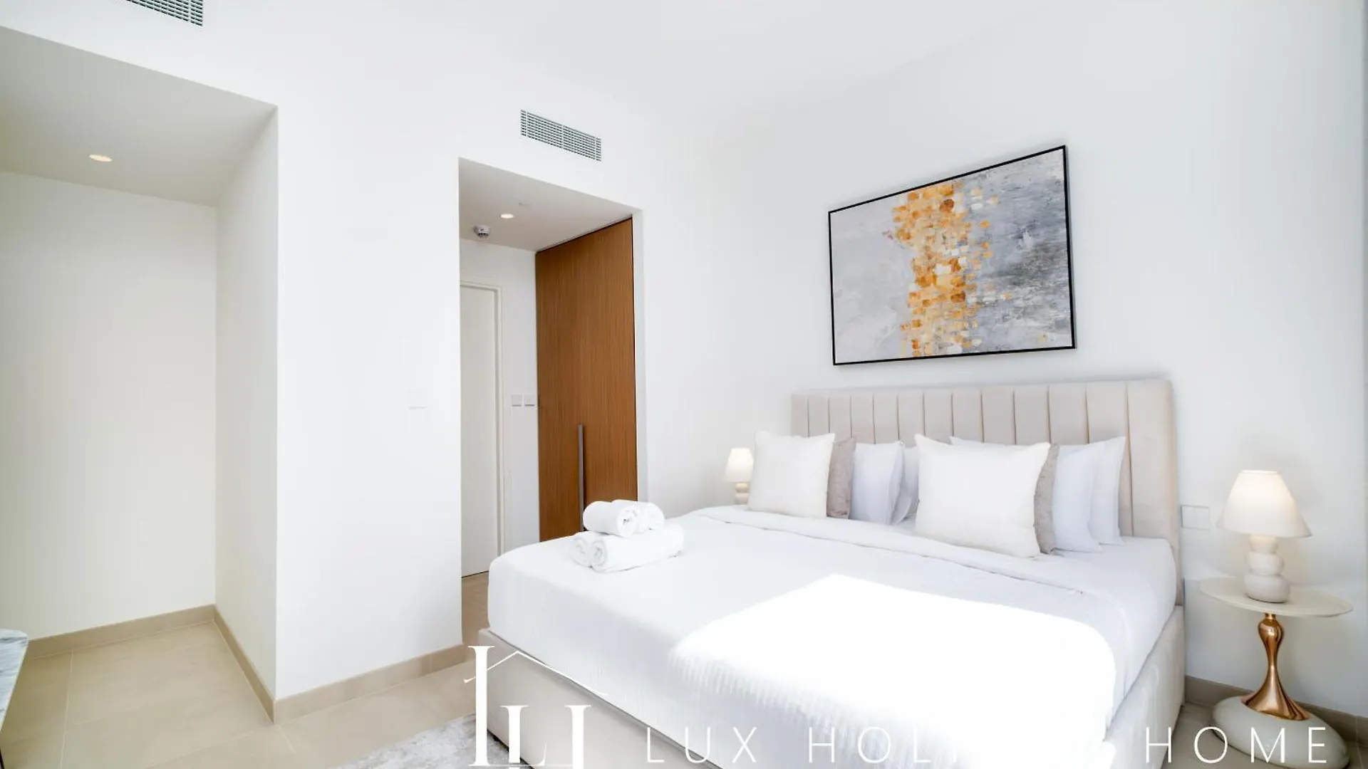 Lux The Orchid Creek Beach Suite Dubai Apartment