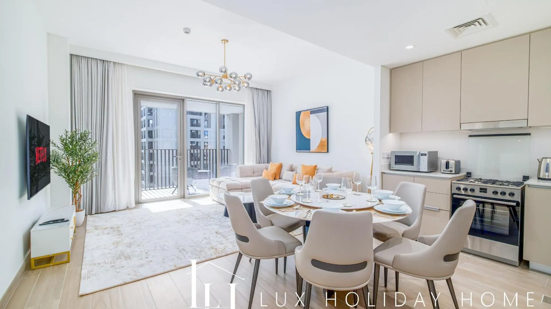 Lux The Orchid Creek Beach Suite Dubai