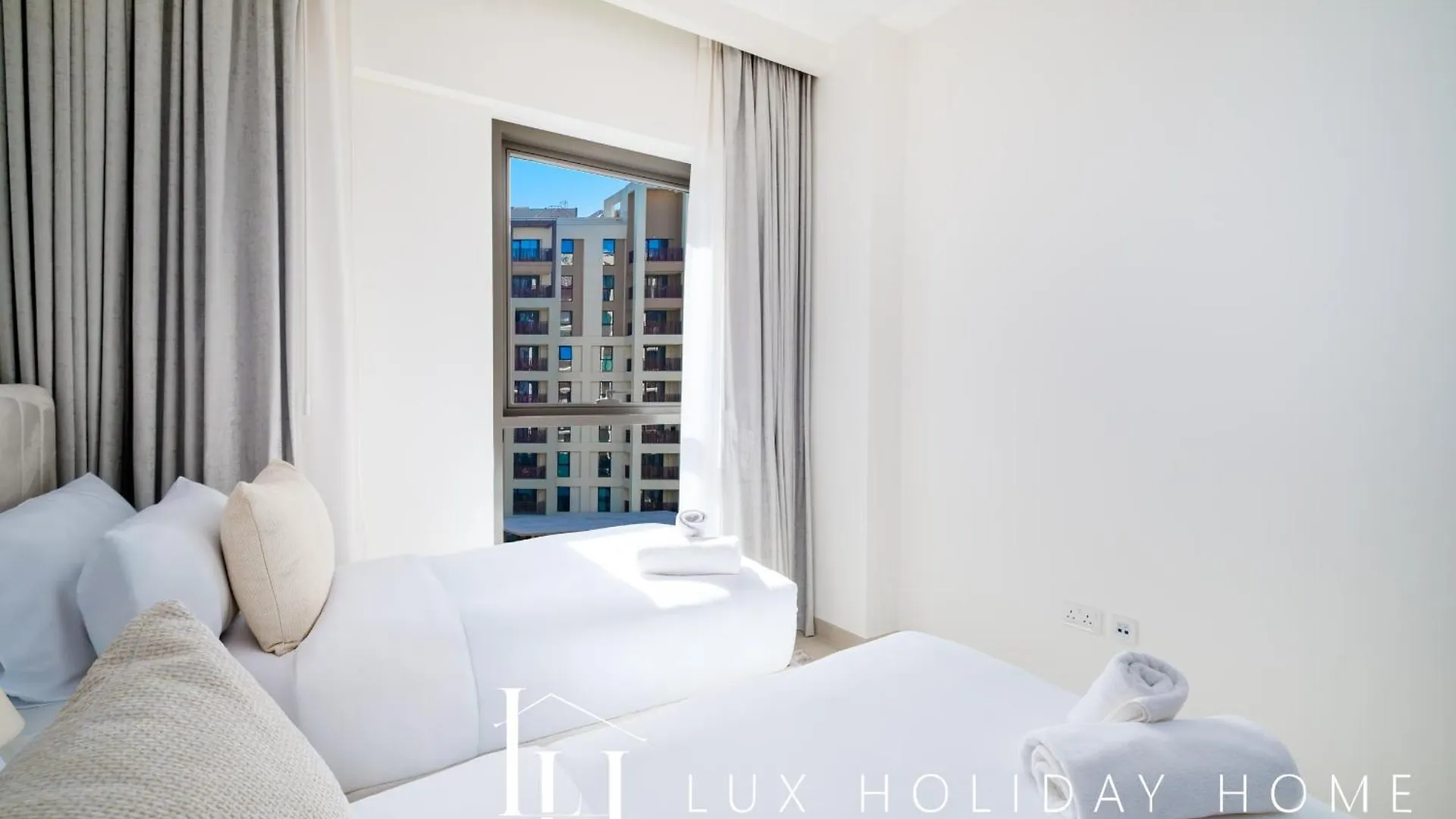 Lux The Orchid Creek Beach Suite Dubai Apartment